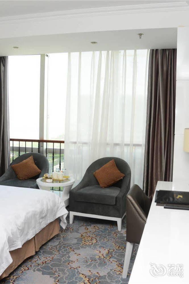Yijing Holiday Hotel Yimeng Road Linyi  Esterno foto