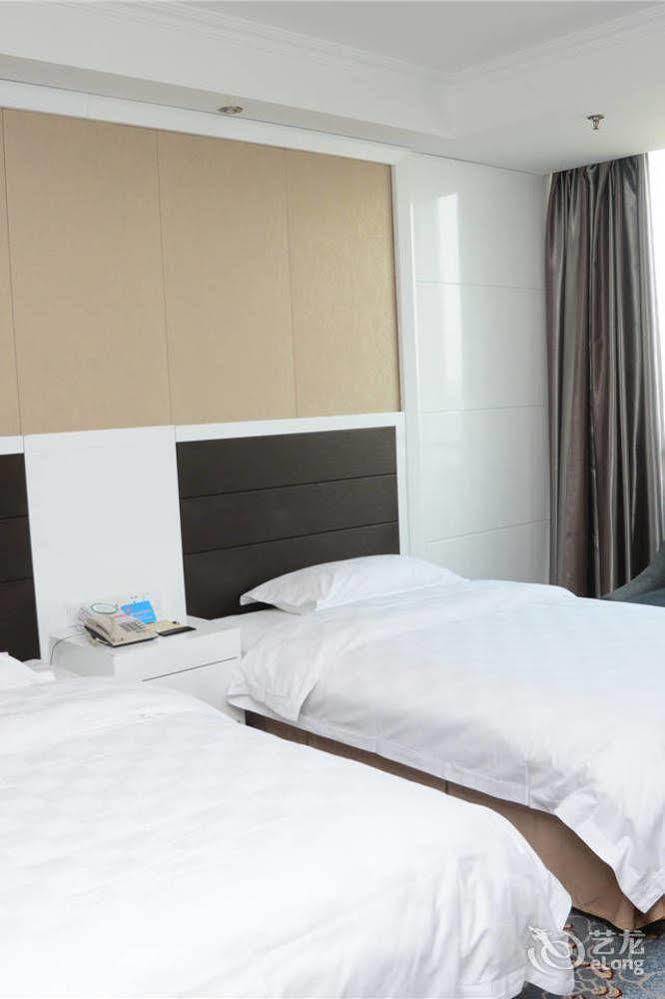 Yijing Holiday Hotel Yimeng Road Linyi  Esterno foto